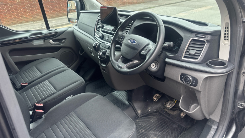 Ford Transit Custom 280 L1 Diesel Fwd 2.0 EcoBlue 130ps Low Roof Limited Van